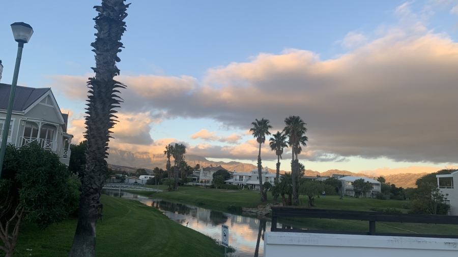 2 Bedroom Property for Sale in Greenways Golf Estate Western Cape